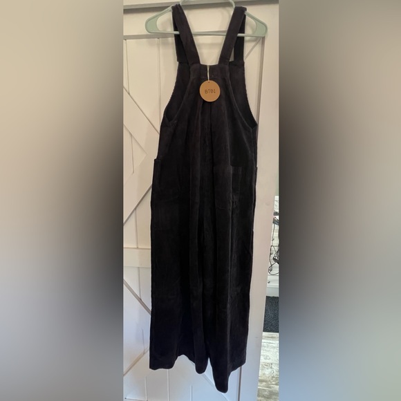 Corduroy Flared Overalls - Picture 2 of 4